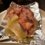 鶏's - 鶏's(焼きじゃがいも塩辛のせ)