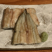 宮川本廛 赤坂宮川 - 白焼き1/3