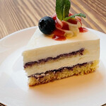 Seven house cafe coffee cake - ココナッツムース