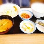 松屋 - ソーセージエッグW定食/牛皿