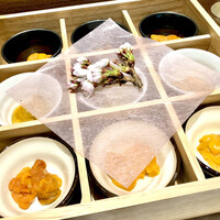 鮨 青海 品川店 - 雲丹食べ比べ9種　これはいいですね♫