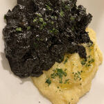 trattoria e poi - 大分県産スミイカの墨煮とポレンタ