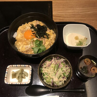 豆家別邸 鶏とおとうふ 福福 - 