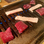 肉の変態集団 疾風ホルモン - 焼き焼き