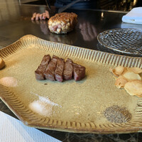 神戸牛すてーきIshida. 銀座本店 - 