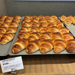 PARKER HOUSE BUTTER ROLL - バターロール