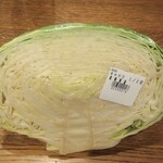 ディオ - キャベツ1/2玉 (税抜)100円 (2022.03.31)