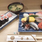 金車 - 寿司定食、鉄火巻