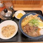 牧のうどん 博多バスターミナル店 - 