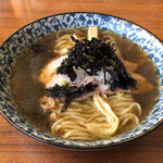 ラーメン イッケン - 4月の限定麺。海苔のしょうゆらーめん。900円税込。