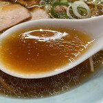 中華そば 共楽 - コクのある醤油スープ