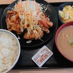 Yoshinoya - 油淋鶏定食 TPおしんこ、とん汁に変更 御飯並盛り。