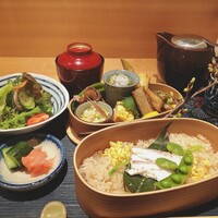 曲げわっぱでたのしむ 季節の2段弁当(90分制) 