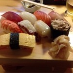 Sushi Izakaya Yataizushi - 寿司梅9貫 899円