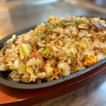 Okonomiyaki Zenigata - ガーリック炒飯