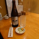 やぶ善 - ビールはスーパードライ中瓶のみ。600円。