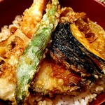 天ぷら・和食 醍醐 - 見た目よりかなり濃くてダップリ浸しすぎでかけすぎ。