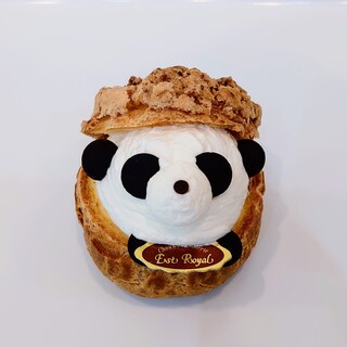 エスト・ローヤル_0