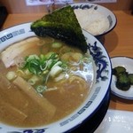 瀧壱 - 豚骨醤油ラーメン