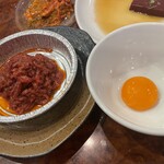 焼肉 スタミナ苑 - 焼きユッケ