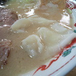 ラーメン・餃子 大勝 - ワンタンは『宝龍』の自家製モノ！これがマズイ訳が無い！！