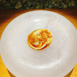 隼 - 【ravioli】水餃子の皮に蕗の薹、辛味のあるタレにルビーグレープフルーツの酸味