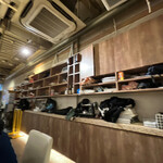 自家製麺 うろた - 内観。