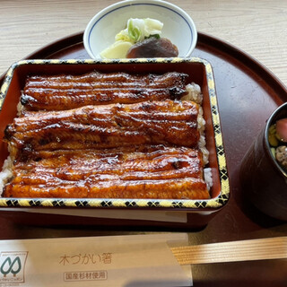 魚栄 - 料理写真:うな重の大中串(4,950円)