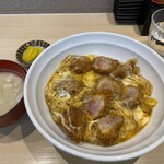 とんかつ檍のカレー屋 いっぺこっぺ - 檍のヒレカツ丼