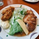 洋風厨房 ソーシエ - 料理写真:若鶏のジャポソースにカキフライをチョイス