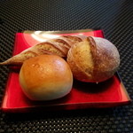 ラトリエ ドゥ ジョエル・ロブション - パン一人分