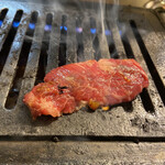 卸問屋直営 立ち食い 一切れ焼肉 松田 - 