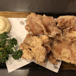 志庵 - カリカリジューシーな唐揚げ