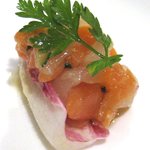 アミュゼ - (09/6夜)アミューズのサーモンと帆立のタルタル