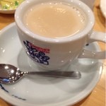 コメダ珈琲店 - 熱々のミルクコーヒー