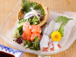 Mumeijuku - その日最もおいしそうな鮮魚の『刺身の盛り合わせ』