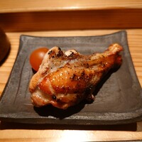 とり茶太郎 - ほろほろ鳥の手羽元と比内地鶏のきんかんの燻製