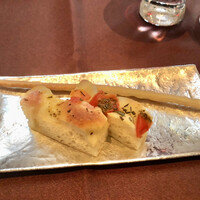 RISTORANTE OZIO - フォカッチャとグリッシーニ