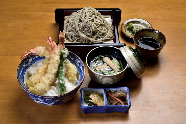 七ツ母里（ナナツモリ） - 泉中央（そば）の写真