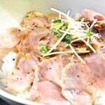 Resort Cafe Lounge Lino - 自家製ローストポーク丼