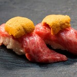 Grilled Wagyu beef Sushi (sea urchin)
