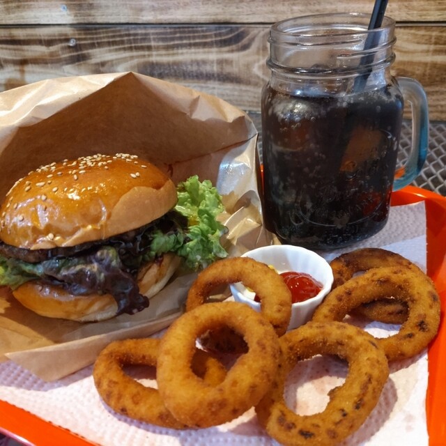 フライドバーガー 閉店】ザ パンヘッズ ヘヴン サルーン （THE PANHEAD'S HEAVEN