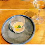 MAISON INCO - 海老のビスクと白ワイングラス