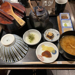 Ohitsuzen Tambo - 鮭いくらおひつ膳