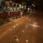 AUTHENTIC STYLE BAR - 