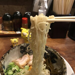 讃岐らーめん　はまの - 麺、にゅ～～ん！