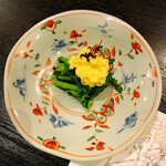Ni mousaku - 今が旬の菜の花の辛子和えです。卵とマヨネーズでマイルドな味わいでした。