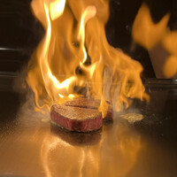 渋谷鉄板焼きOKANOUE - フランベ！！！