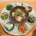 Shokutakudou - 一汁八菜定食