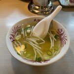 大龍飯店 - オムライスのスープ